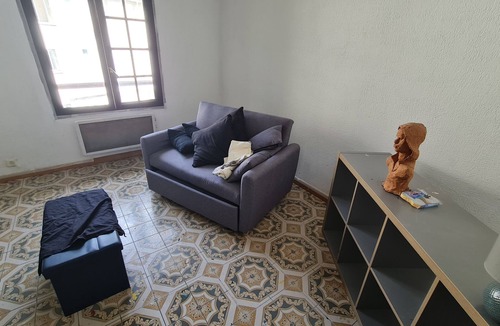Sarcelles Apartment | Artist's studio plus parking space