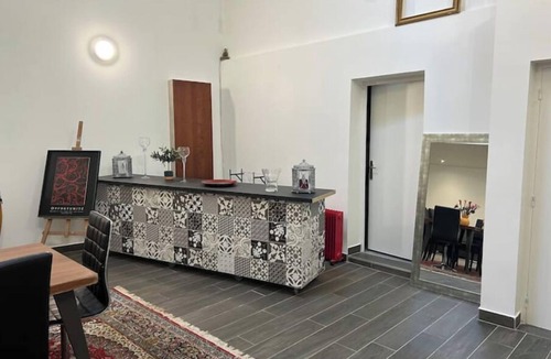 Les Cinq Avenues House | Atypical house in Marseille, ideal for groups of friends or large families.