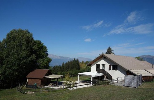 La Motte-d'Aveillans Hostel | auberge LARMUSE - Dortoir des renards
