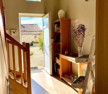 Aumagne House | Aux Agapanthes, Maison d'Hôtes Charentaise de Charme