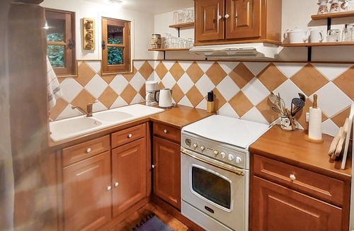Sainte-Opportune-la-Mare House | Awesome home in Sainte-Opportune la Ma