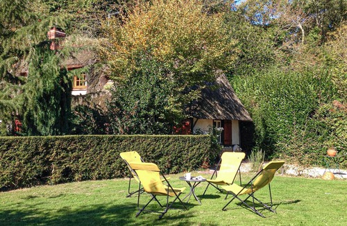 Sainte-Opportune-la-Mare House | Awesome home in Sainte-Opportune la Ma