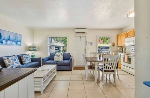 Pompano Beach Apartment | Bahama Beach Club Pompano