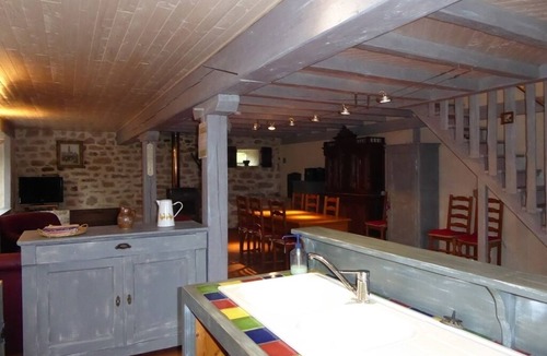 Hautefage House | Barn built in 1814 located between the Maronne and the Dordogne valley