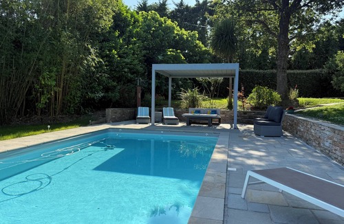 Arbonne Villa | Basque villa with pool, near golf course & beaches
