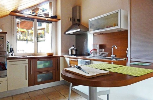 Forville Apartment | Beautiful 67m² apartment, 2 bedrooms, parking, south-facing balcony - Briançon