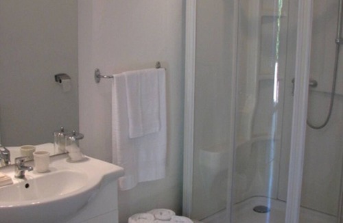 Beaumontel Bed & Breakfast | Beautiful Cottage in the Middle of Normandy