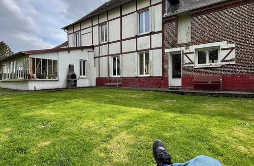 Morienne House | Beautiful country manor house with large garden