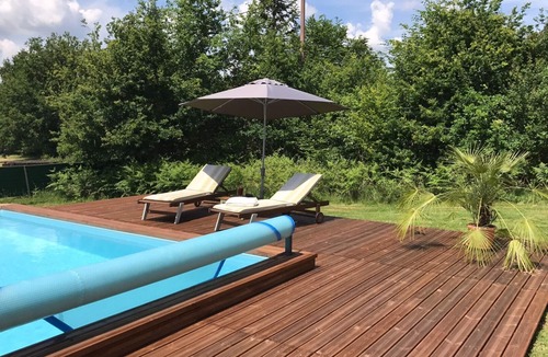 Saint-Paul-la-Roche Cottage | Beautiful luxury restored gîte with private solar heated pool.