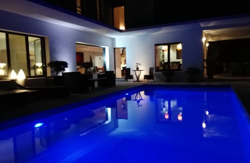 Anglet House | beautiful modern villa with heated pool near: sea, golf, tennis and shops