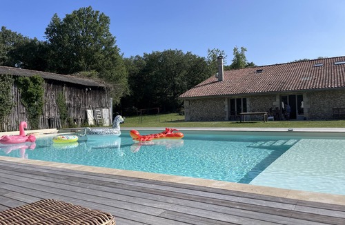 Robins Bay House | Belle Propriété Avec Piscine Chauffée et Gardien