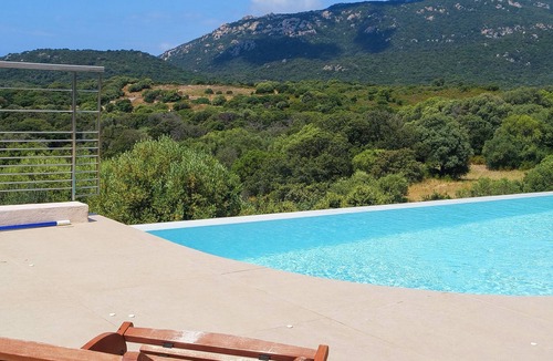 Monacia-d'Aullene Villa | Belle Villa Récente Avec Piscine , sud de la Corse à 7 mn des Plages