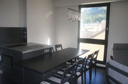 Cauterets Apartment | Bright 4/6 pers apartment, mountain view, in the center of Cauterets
