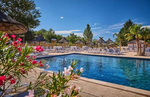 Albaron House | Campsite Le Crin Blanc * - Mobile Home Classic 4 Rooms 6 People Air Conditioned