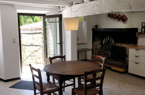 Taulis House | Can Bassou, calm and sunshine in Vallespir