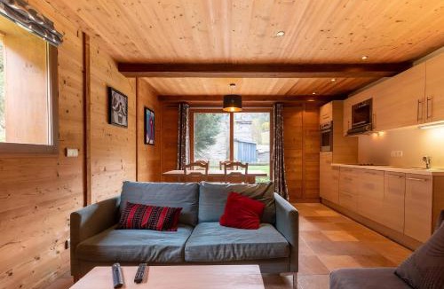 Les Brevieres Apartment | CASA-Chalet du Parc Cosy apartment in Tignes with garden
