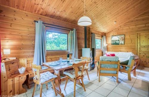 Mauroux Ski Chalet | Chalet 17 tournesol Mauroux