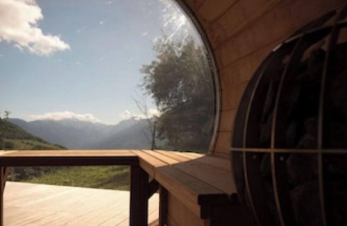 Saint-Francois-Longchamp Apartment | Chalet Laurentians