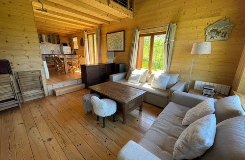 Colmars Ski Chalet | Chalet in beautiful old hamlet at the start of the most beautiful hikes