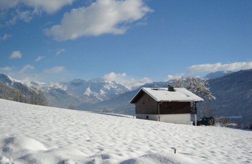 Taninges Ski Chalet | Chalet in Taninges.