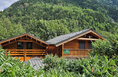 Venosc Ski Chalet | CHALET MELGUEIL "JACUZZI OFFERT" LES 2 ALPES VENOSC VILLAGE 3*/10 pers ski wifi