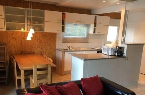 Hourtin Port Ski Chalet | Chalet near the Port overlooking the waterhole