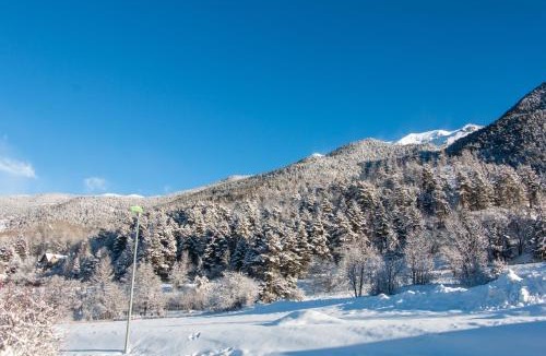 Forville Ski Chalet | Chalet premium -Accès pied de piste en navette