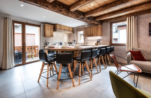 Longefoy Ski Chalet | Chalet Quermoz for 10-12 people