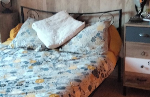 Teloche Bed & Breakfast | Chambre D'hôtes Pour Vacances ou des Événements Comme le Circuit, Antarès