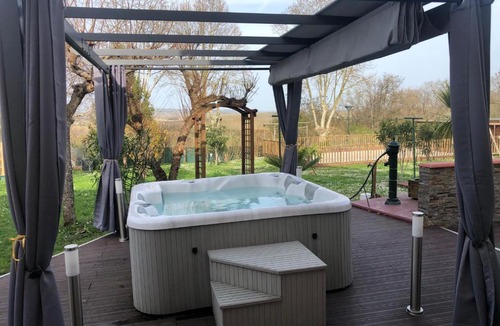 Auvillar Bed & Breakfast | Chambres d'Hôtes de Marchet