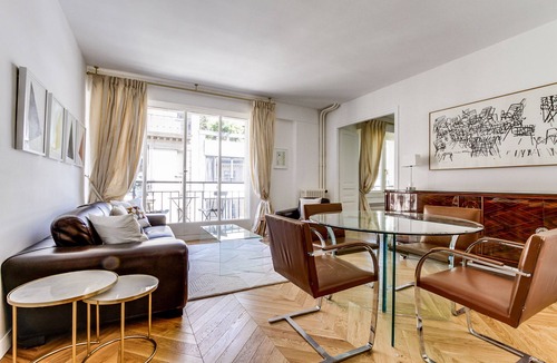 Champs-Elysees Apartment | Champs Elysees - Bassano 2B2B