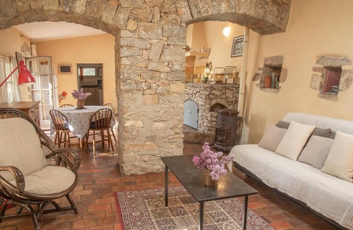 Cotignac House | Characteristic bergerie with swimming pool