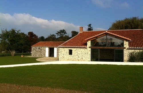 Oree d'Anjou House | Charm and comfort in the middle of the vineyards