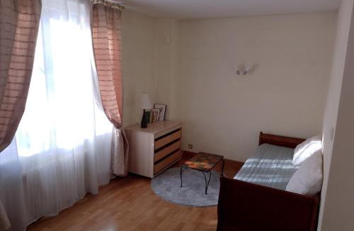 Vallieres Apartment | Charmant appartement avec terrasse en plein centre