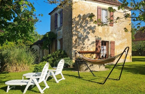 Saint-Marcel-du-Perigord Cottage | Charming Renovated Cottage with Fireplace, Garden, and Proximity to Top Attractions