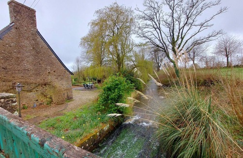 Saint-Mars-sur-la-Futaie Cottage | Charming Rustic Stone House with Private Pond, Terrace, and Fishing near Mont Saint Michel