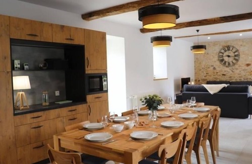 Les Herbiers Cottage | Charming 18th Century Cottage with Pool, Sleeps 10, Near Les Herbiers