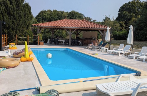 Bussiere-Galant House | Charming and spacious 8-bed w/Pool & Outdoor Kitchen in village with amenities