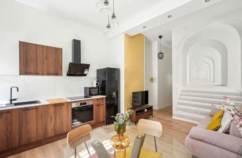 Zola - Pressense Apartment | Charming Berlioz Apartment for 6 People in Charpennes Villeurbanne