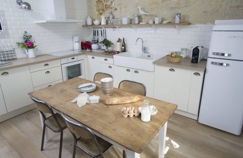 Port-en-Bessin-Huppain Apartment | Charming apartment in a small fishing harbour from Normandy. 2 nights minimum.