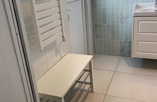 Cenon Apartment | Charming fully-equipped studio downtown