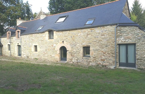 Le Quillio House | Charming gîte between 2 lakes in Central Brittany, 40 kms from the first beaches