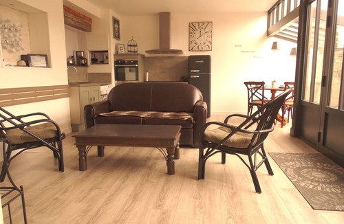 Fecamp Apartment | CHARMING GITE "L'Extazen", 4* : SAUNA and GARDEN, 500m from the SEA