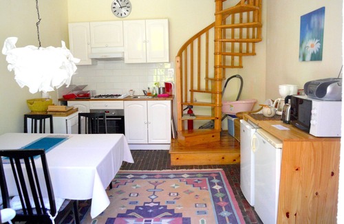 Dieppe House | Charming house with flower garden (beach 10min walk)