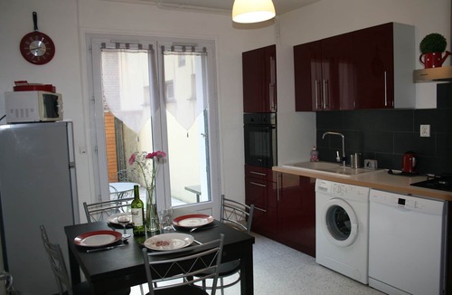 Lisieux House | Charming house with terrace LISIEUX downtown