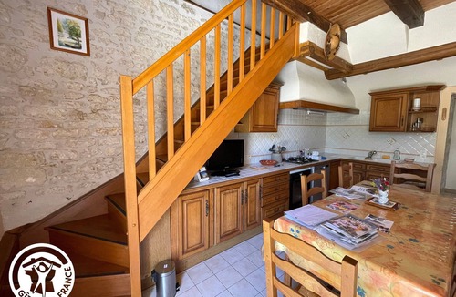 Damvix Cottage | Charming Riverside House with Canoes, Garden, and Nearby Market in Marais Poitevin