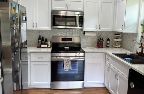 Cooper City House | Charming South Florida bungalow 15 minutes from the World Cup Stadium