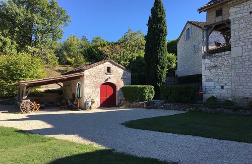 Saint-Pantaleon Cottage | Charming stone residence with heated swimming pool 4X10