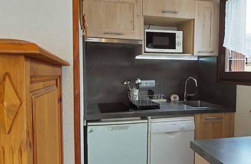 Le Grand-Bornand Apartment | Charming Studio with Ski Access, Near Ice Rink & Village Center, Sleeps 4