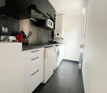Chartres Apartment | Chez Léo